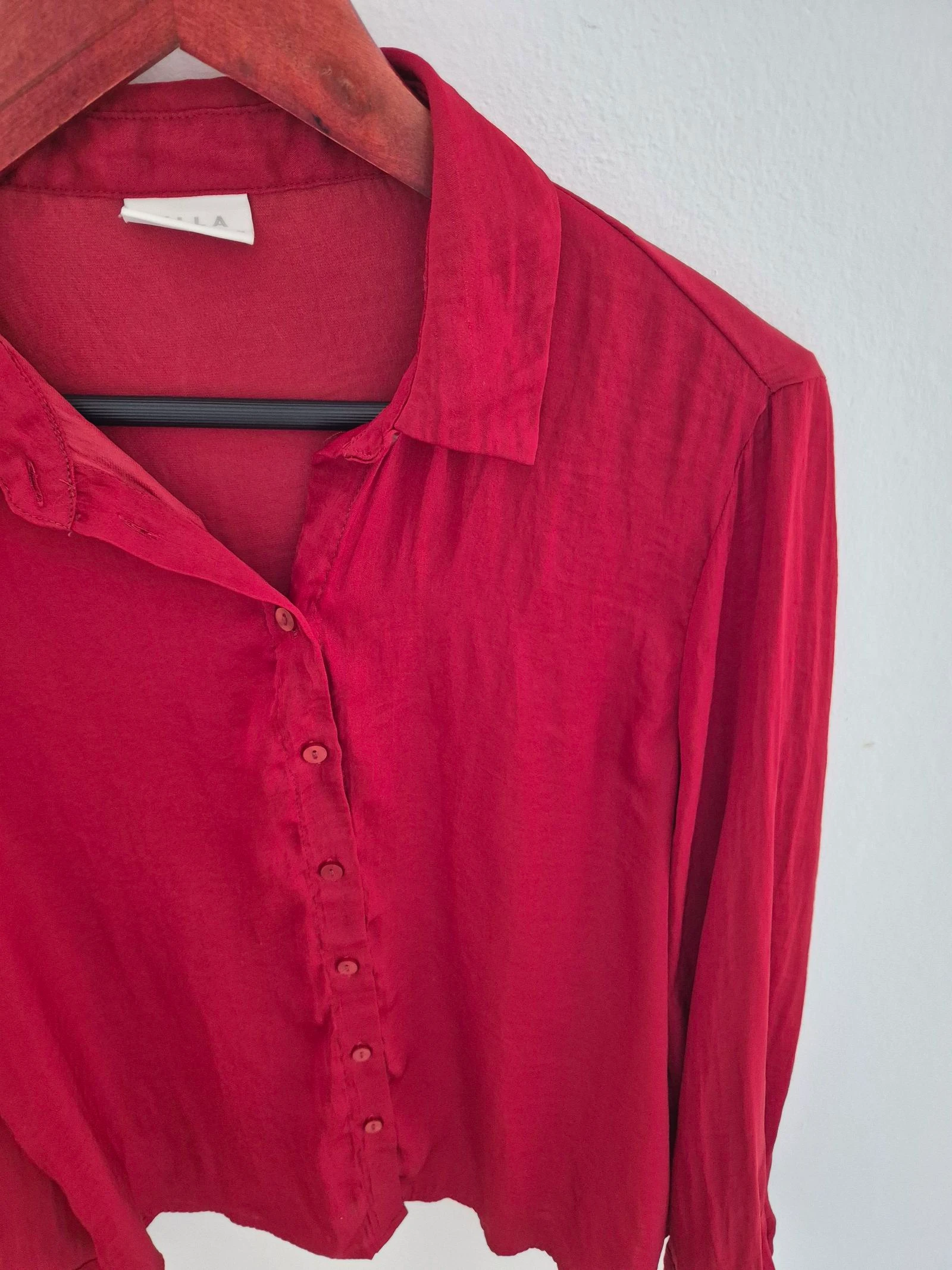 VILA 'Vidreamy' Blusa Roja con Botones | Talla 38 (M) – photo 4